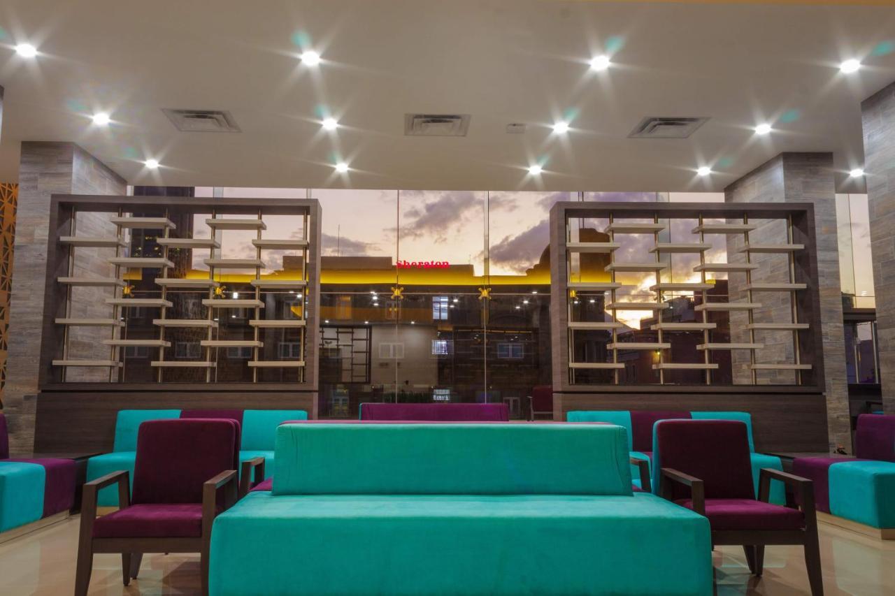 Hotel Kavia מונטריי מראה חיצוני תמונה