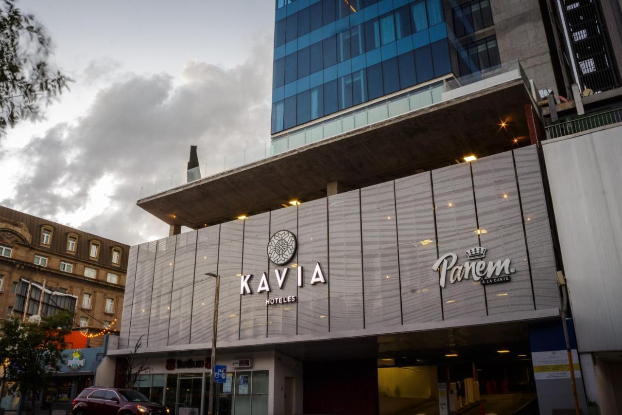 Hotel Kavia מונטריי מראה חיצוני תמונה