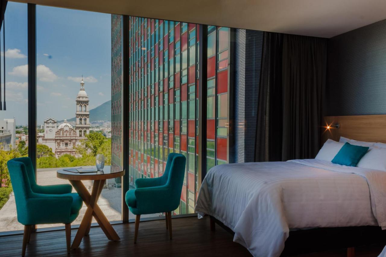Hotel Kavia מונטריי מראה חיצוני תמונה