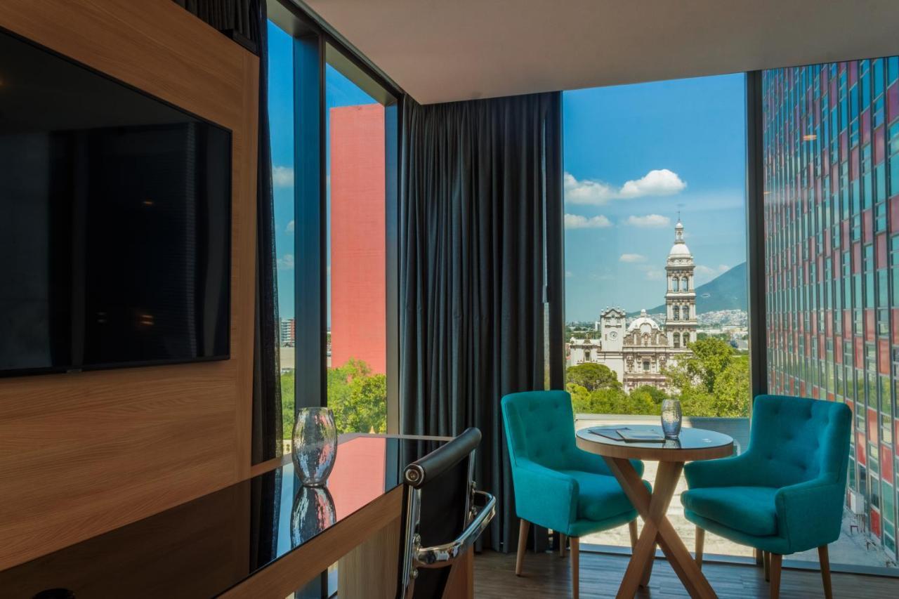 Hotel Kavia מונטריי מראה חיצוני תמונה